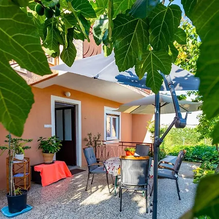 Chubi 2Br Apt Parking Terrace Bbq Vegetable Garden Zadar Exterior photo